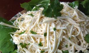 Салат из стебля сельдерея: вкусные рецепты
